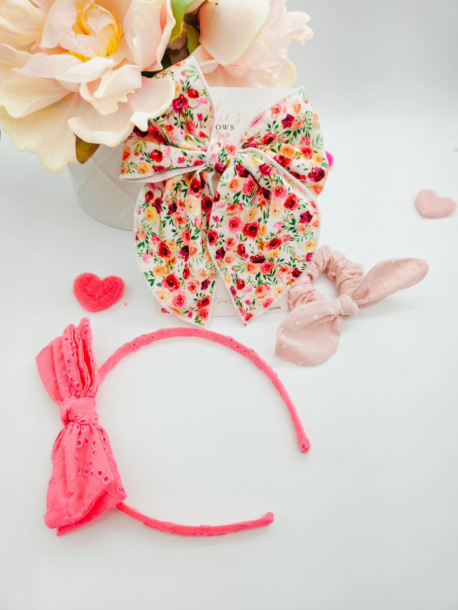Mix It Up Box (Yearly)-Charlotte Box (Yearly)-Elie’s Bows