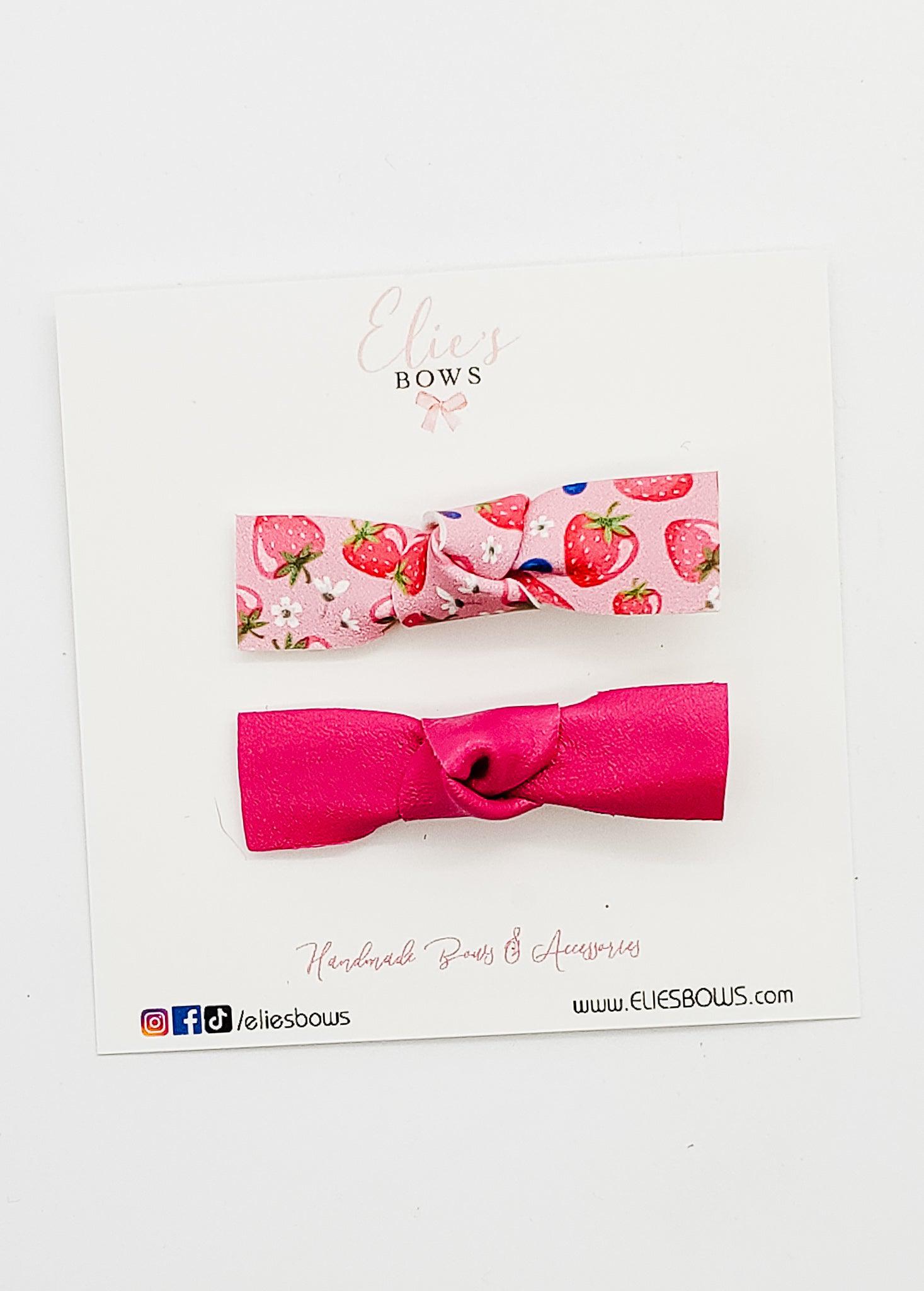 Strawberry field - Baby Bling - 2"-Snap Clips-Elie’s Bows
