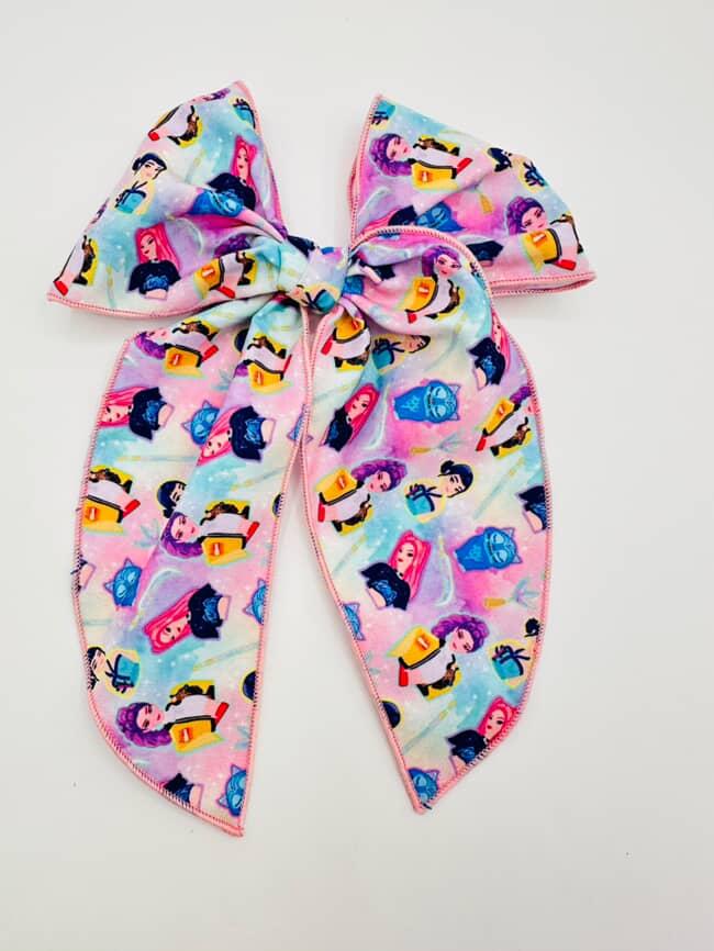 Huntrix - Charlotte Bow - 6"