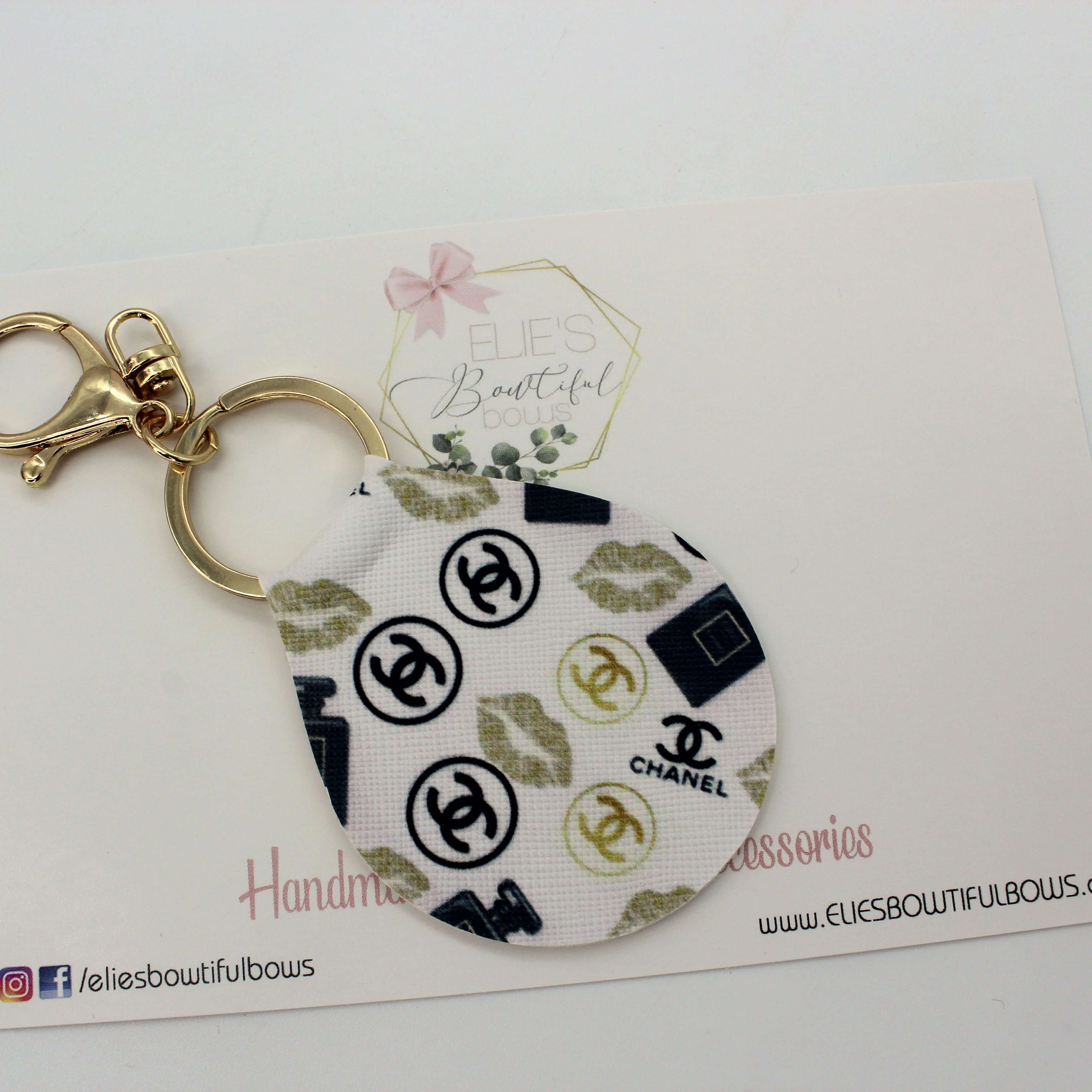 Give me a Kiss Keychain-Keychains-Elie’s Bows