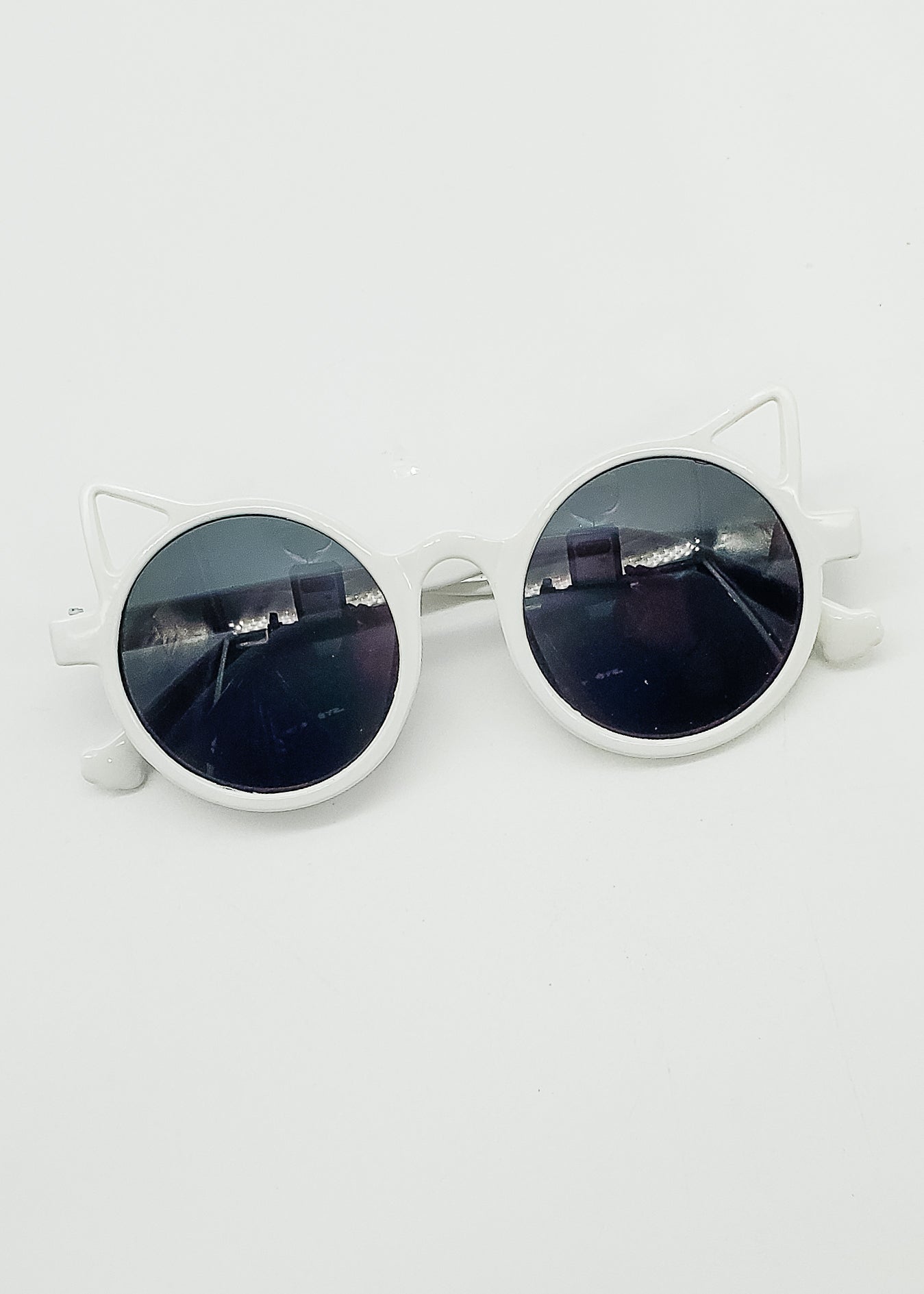 White Kitty Cat Sunglasses (Unisex)-Sunglasses-Elie’s Bows